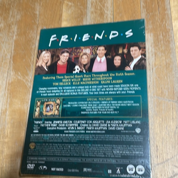New in package Friends season 6 dvd box set - Picture 2 of 3